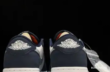 Navy Midnight Jordan SB Low 1 0626